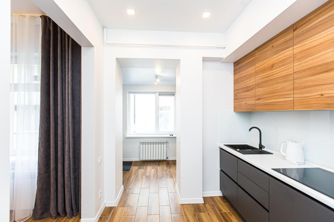 3 Vodna Apartment Lviv Ngoại thất bức ảnh